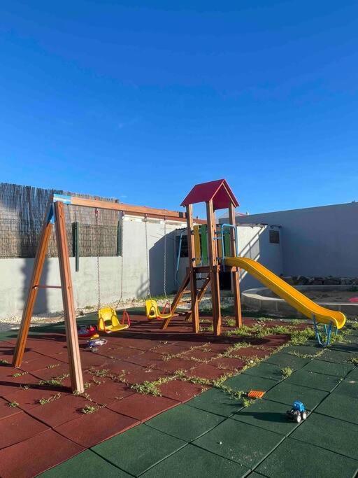 סאגרש Golden Breeze Holidays מראה חיצוני תמונה